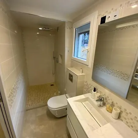 Holiday home Lily A 10 Min De L'aeroport De